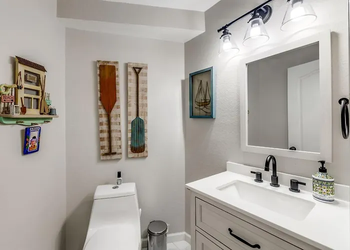 Vakantiehuis Lakefront Oasis W/covered Patio + Outdoor Kitchen Fort Worth